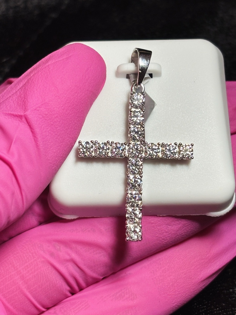 .925 Sterling Silver 1 CTW VVS Moissanite Medium Cross Pendant - Picture 8 of 11